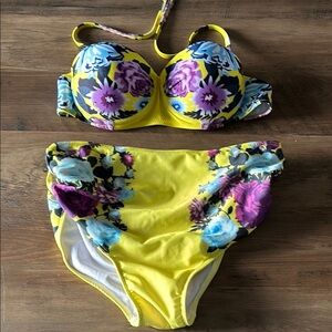 Floral Yellow Bikini Set size L